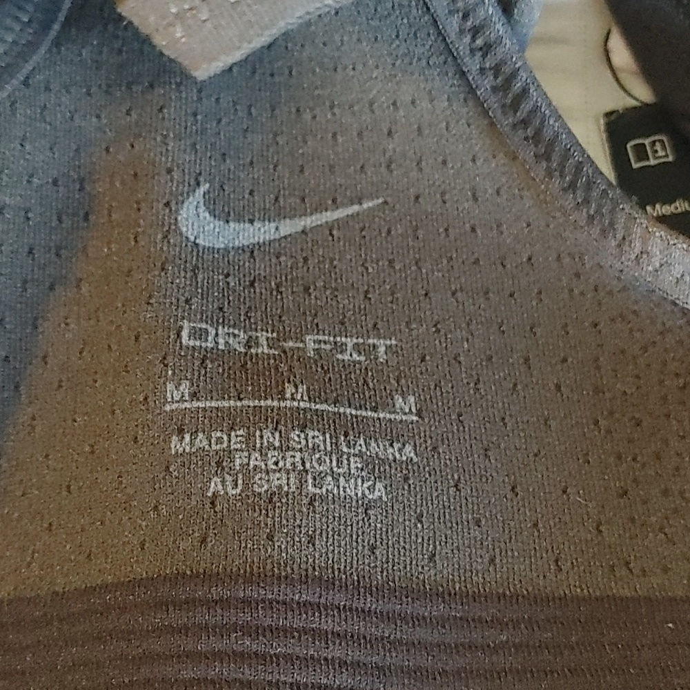 NWT Nike Swoosh Girls Youth Sports Top Medium - Picture 10 of 15